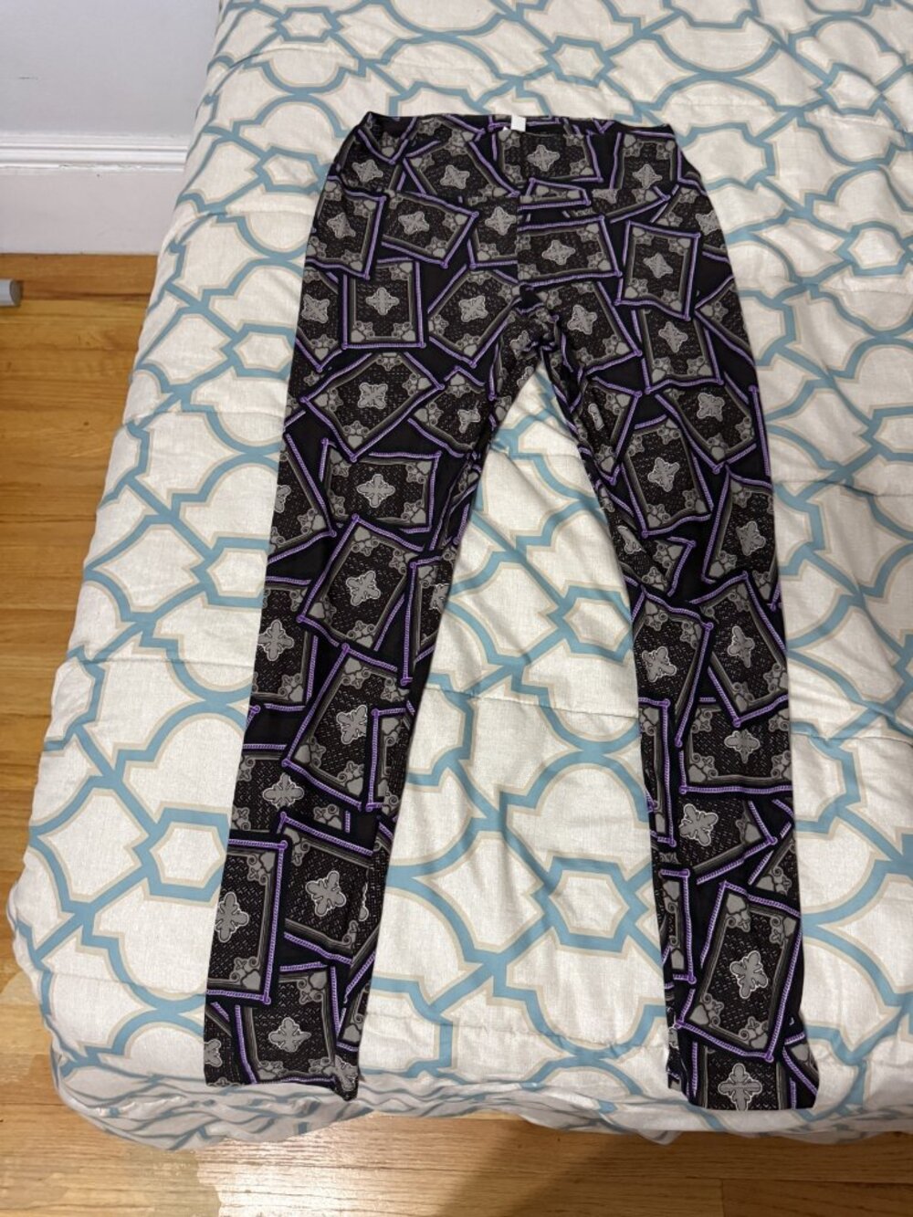 NWOT LuLaRoe Black Purple Geometric Print Leggings Tall & Curvy 💜